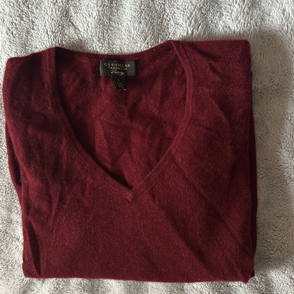 Used 100% Cashmere Women's V-Neck Long-Sleeve Sweater size Large Crantini color